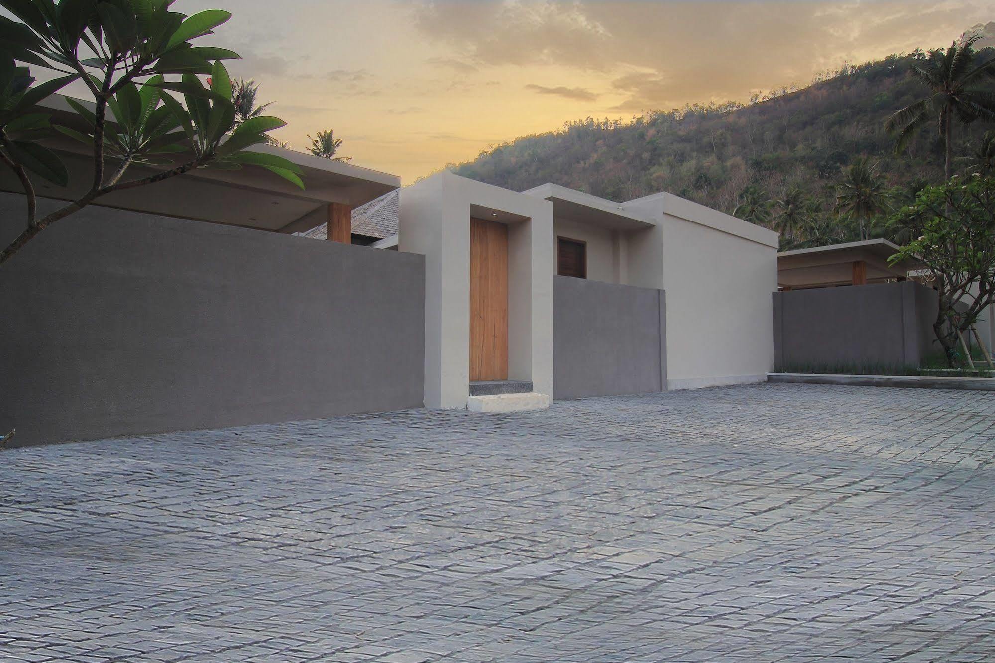 Bale Mandala Villas Senggigi Exterior foto