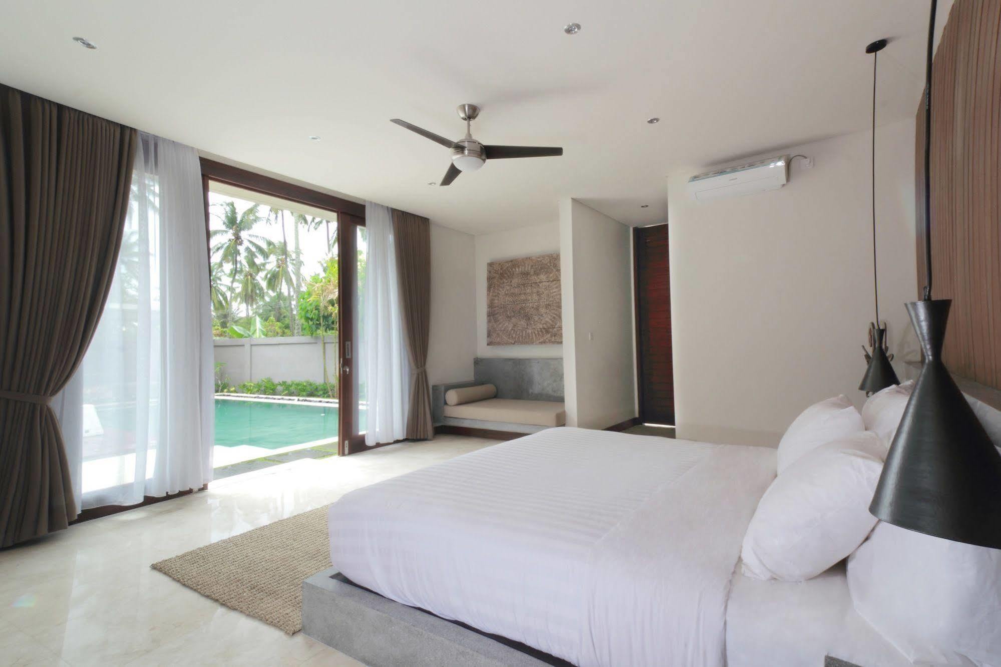 Bale Mandala Villas Senggigi Exterior foto